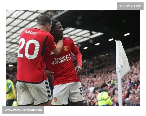 曼联主场逆转利物浦，马奎尔进球助球队取胜